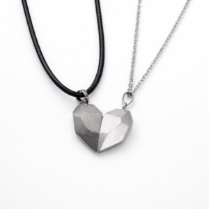 Par de Collares Imantados de Corazón